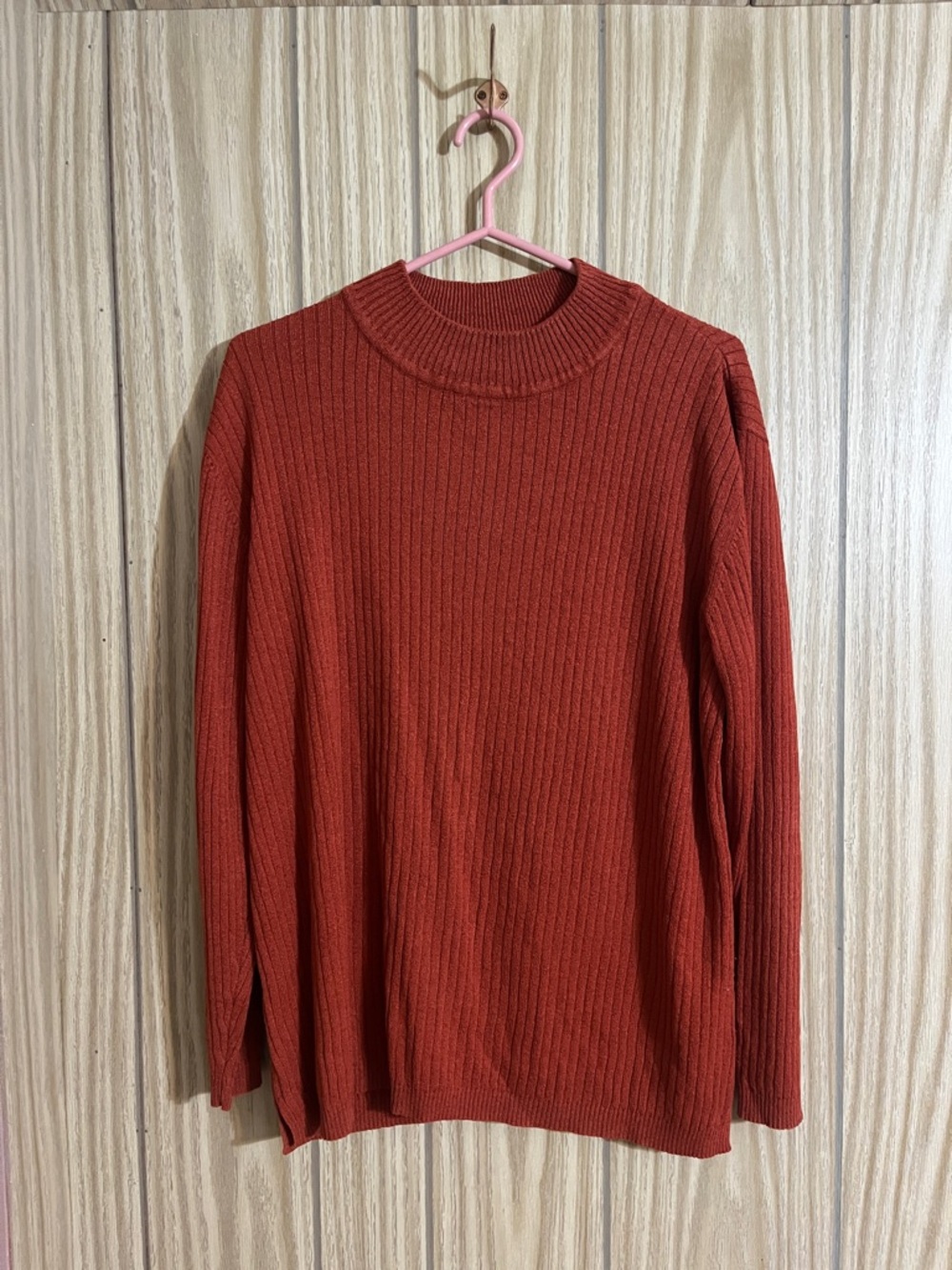 Claire's women’s Ribbed Crewneck Sweater in Rust Red